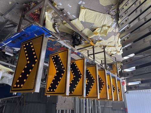 葫芦岛太阳能交通标牌的核心部件是电池,电池多久